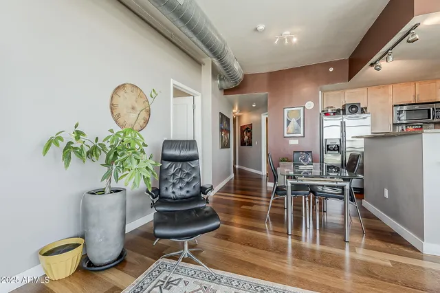 $3,600 | 310 South 4th Street, Unit 1601, Phoenix, AZ 85004