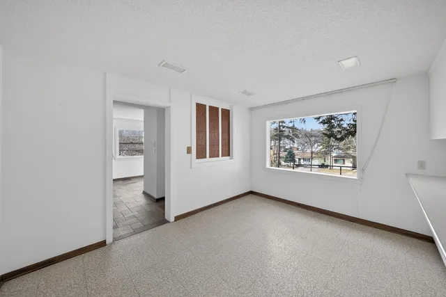 $259,000 | 956 14th Avenue Southwest, Rochester, MN 55902