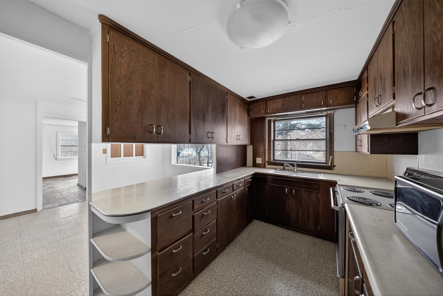 956 14th Avenue Southwest Rochester, MN 55902 - Photo 23 of 52