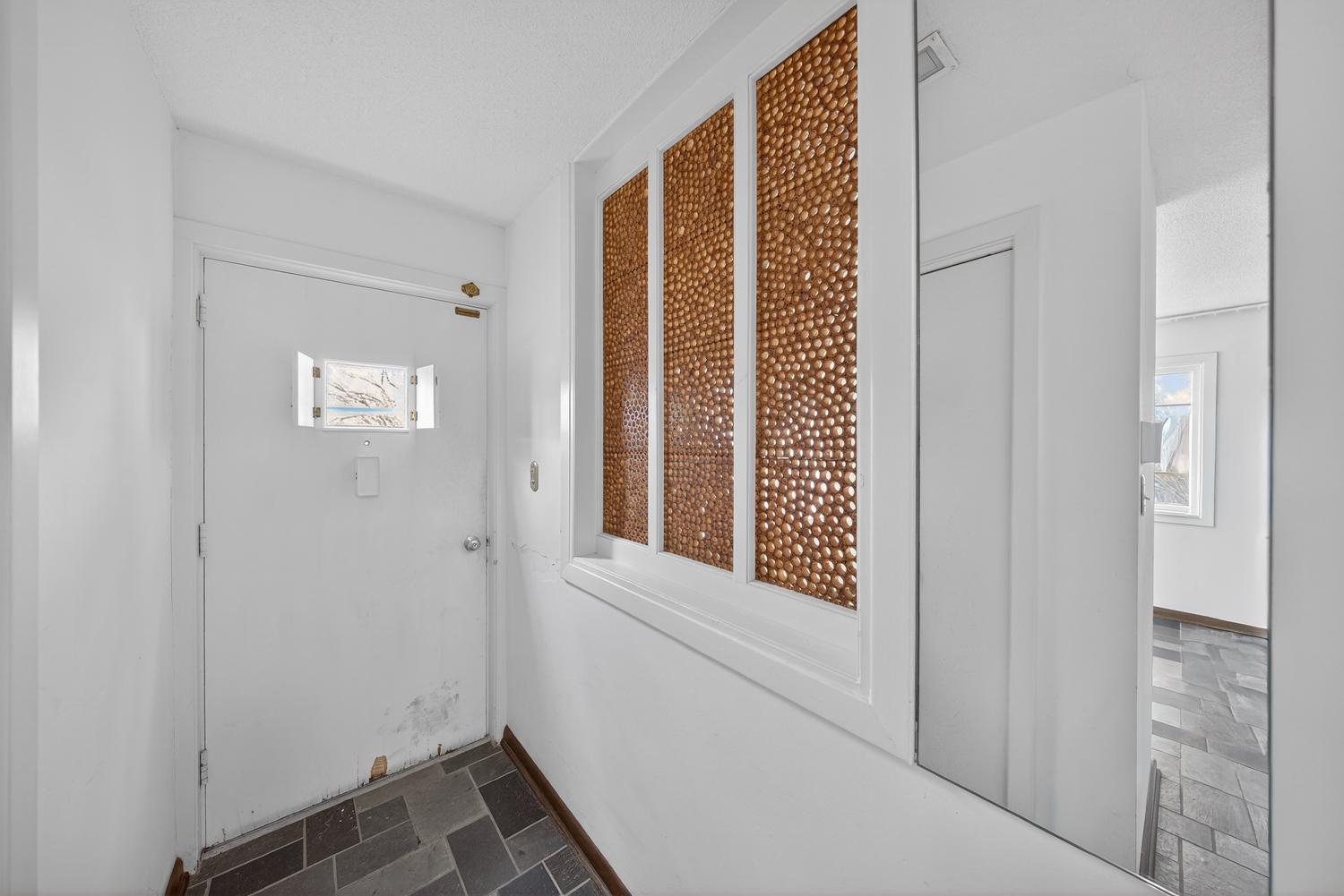 956 14th Avenue Southwest Rochester, MN 55902 - Photo 4 of 52