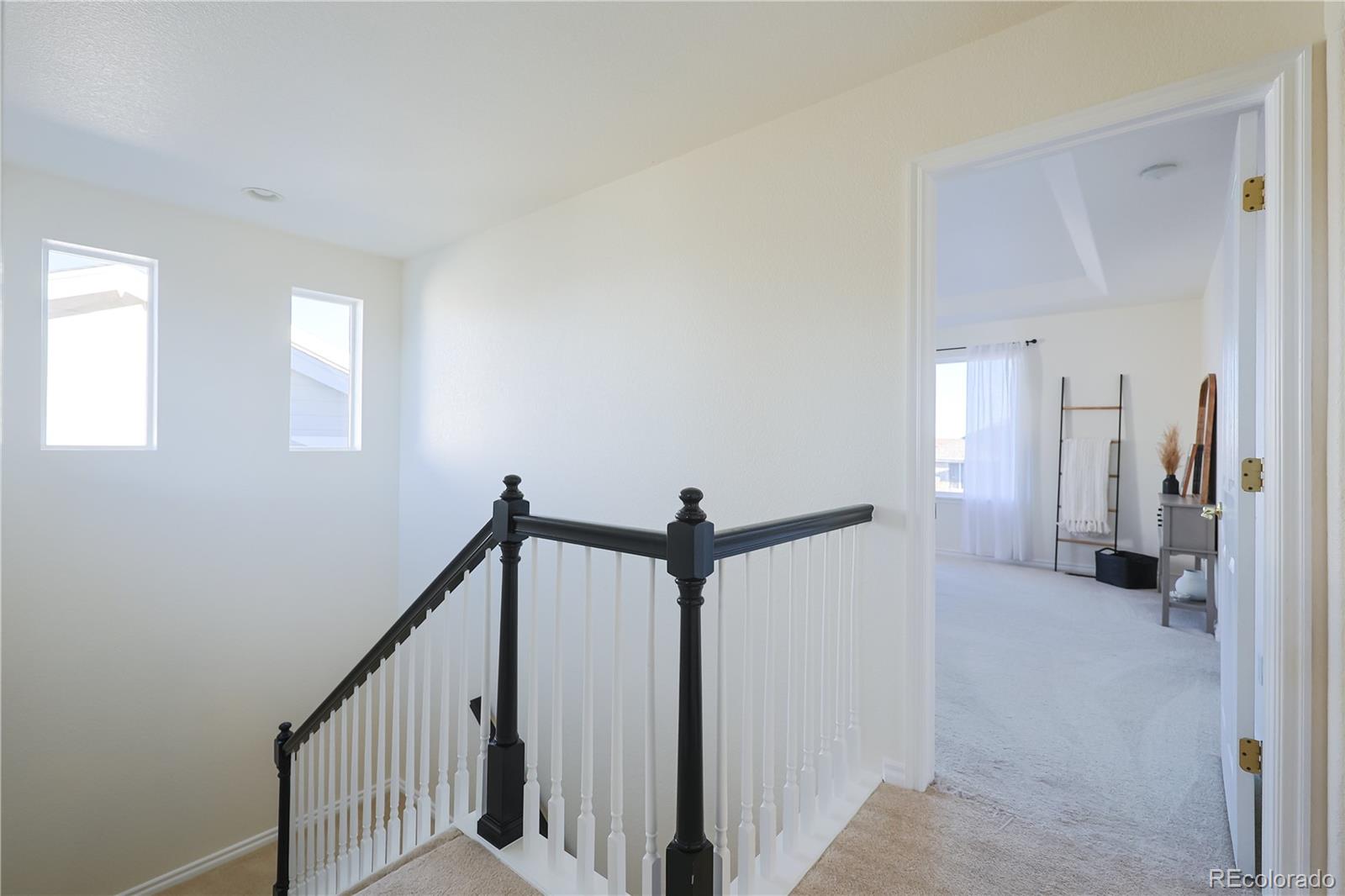 10715 Riverbrook Circle Highlands Ranch, CO 80126 - Photo 13 of 40