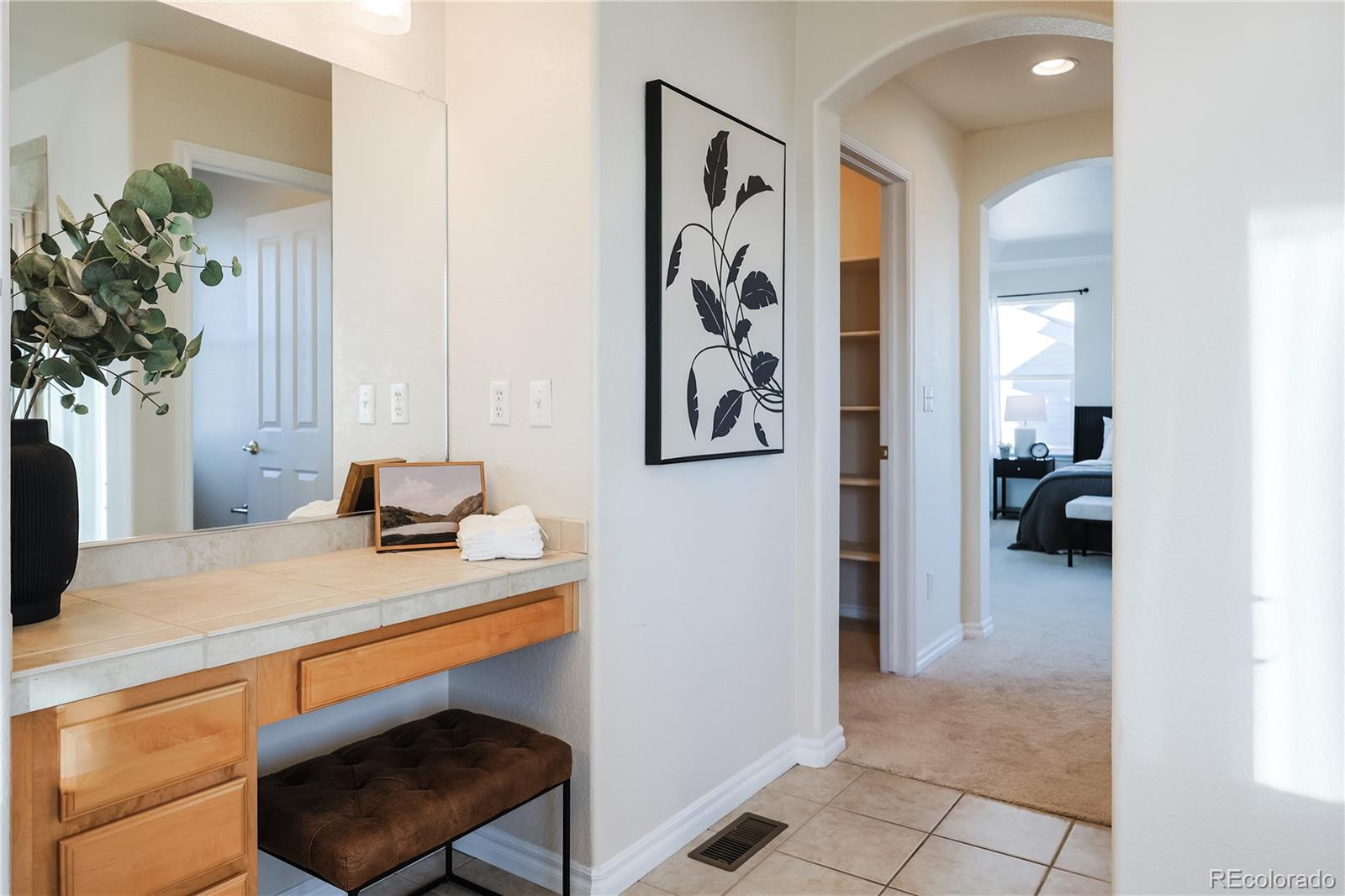 10715 Riverbrook Circle Highlands Ranch, CO 80126 - Photo 20 of 40