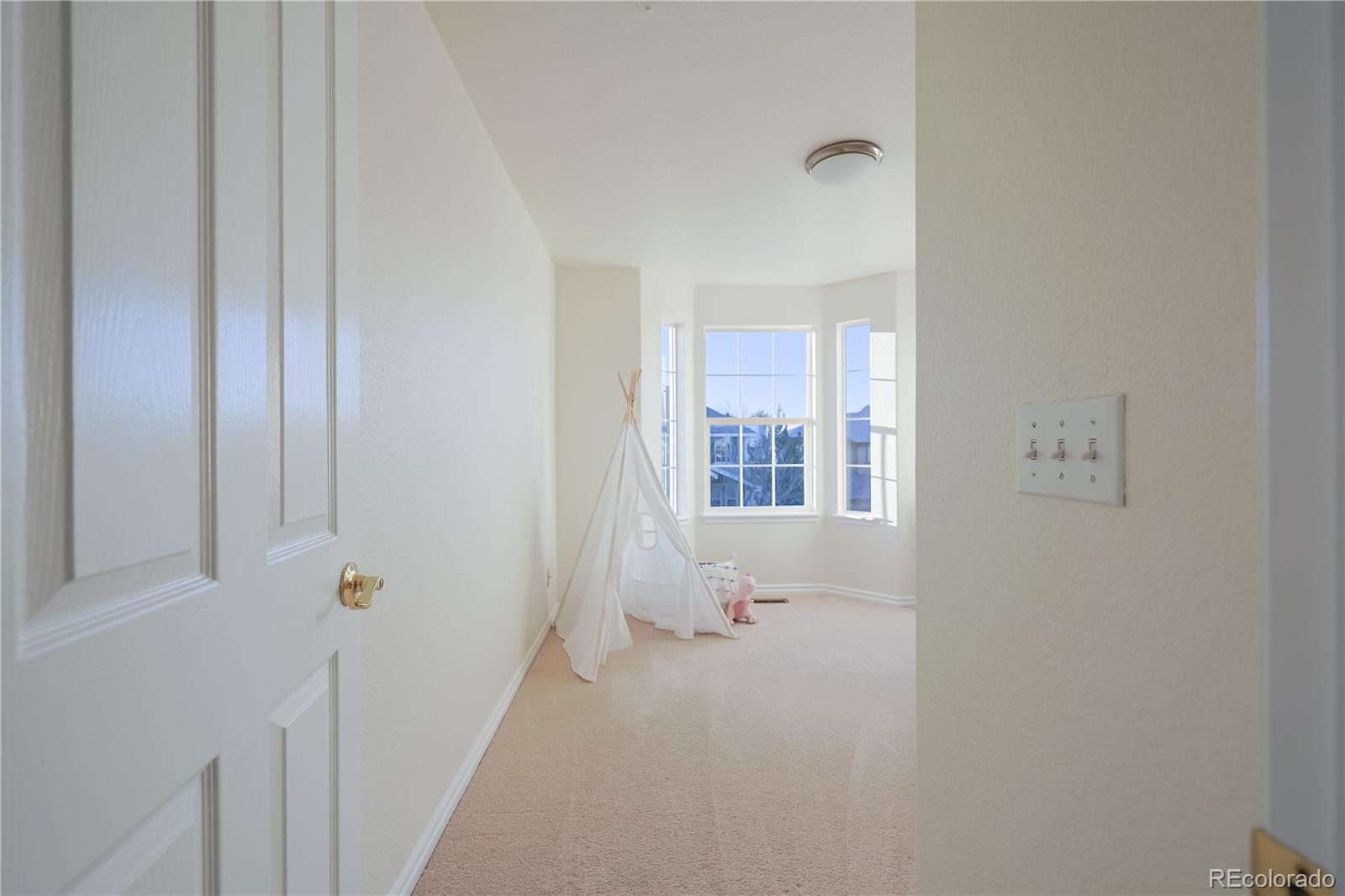 10715 Riverbrook Circle Highlands Ranch, CO 80126 - Photo 26 of 40