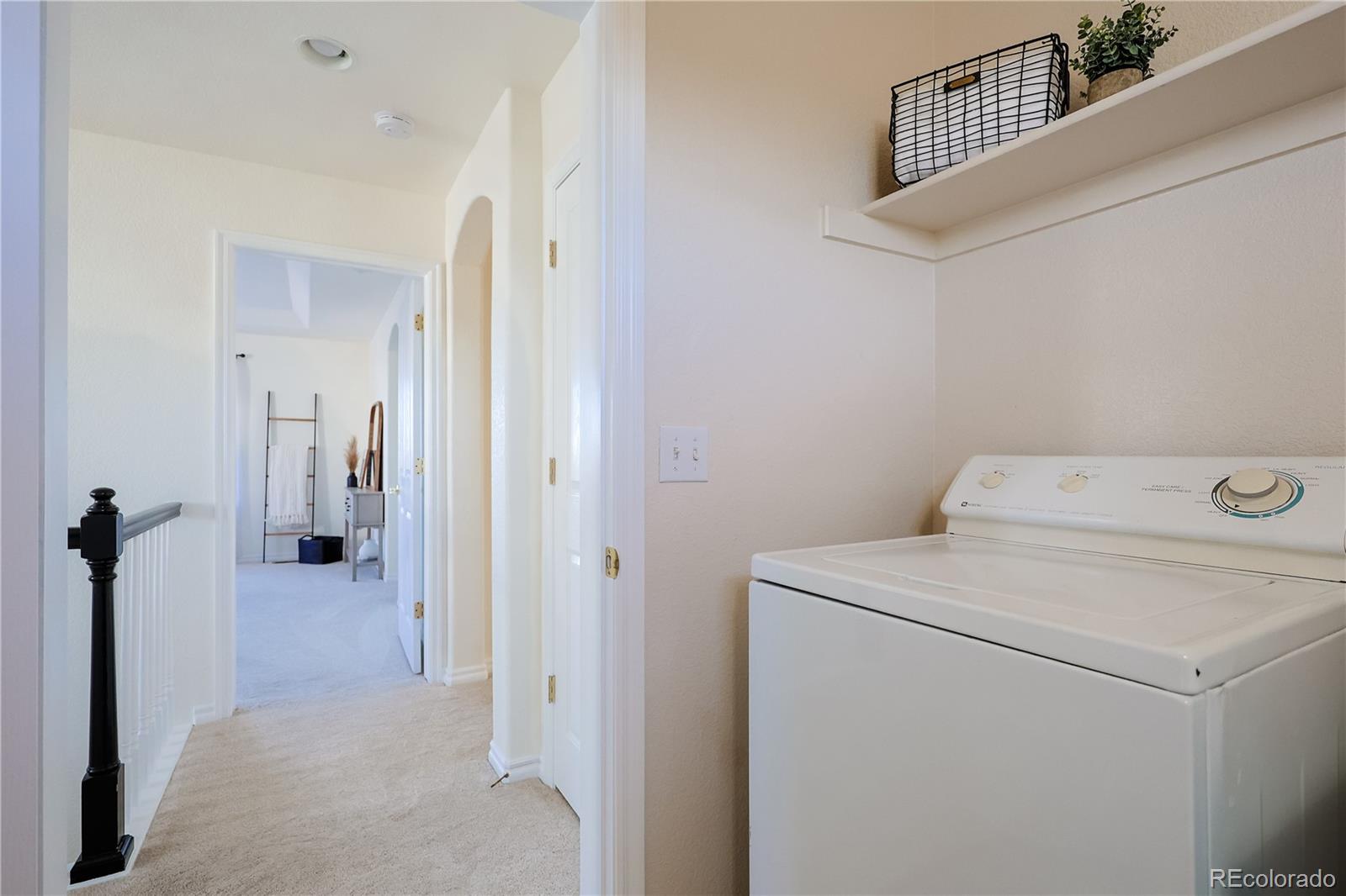 10715 Riverbrook Circle Highlands Ranch, CO 80126 - Photo 31 of 40