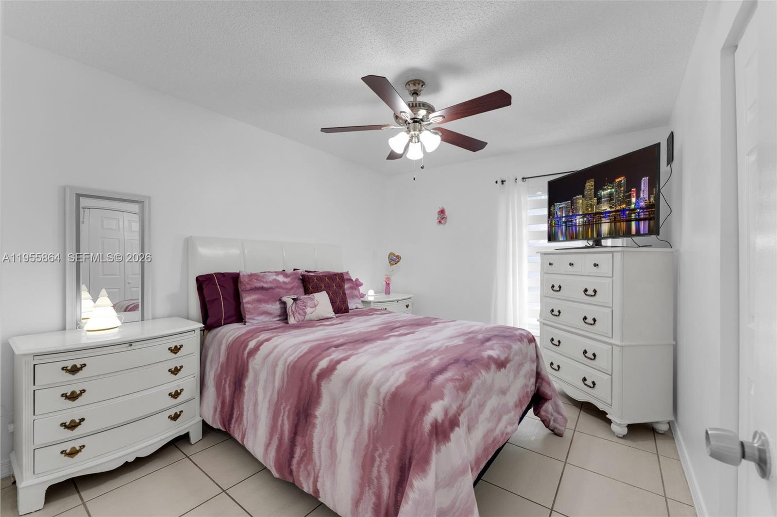 4321 Southwest 138th Court Miami, FL 33175 - Photo 17 of 40