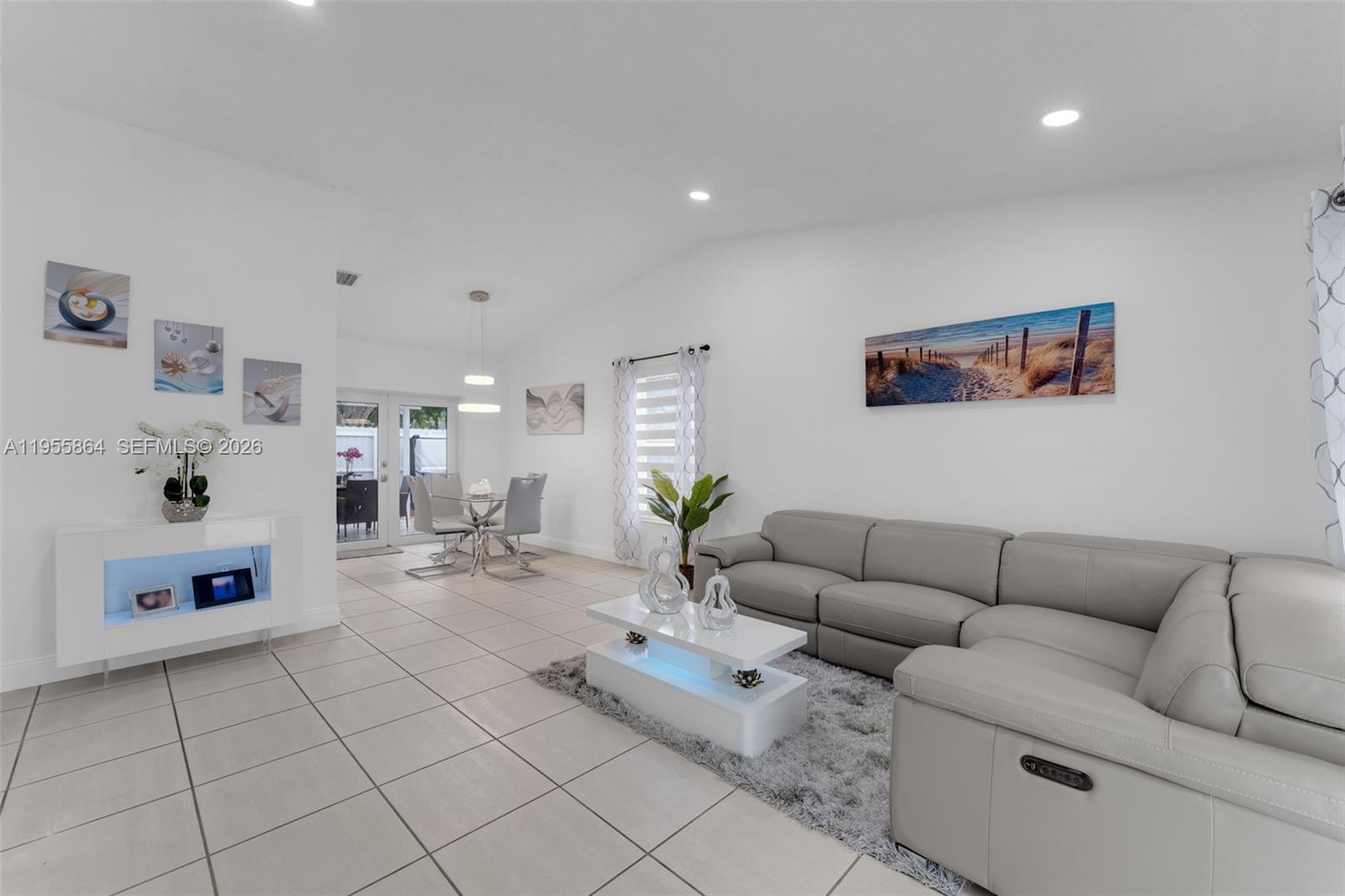 4321 Southwest 138th Court Miami, FL 33175 - Photo 5 of 40