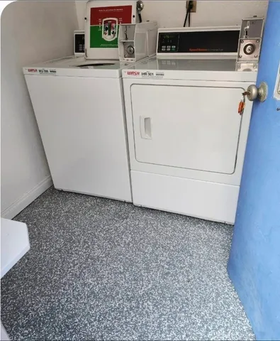 $2,300 | 17061 Evergreen Circle, Unit D, Huntington Beach, CA 92647