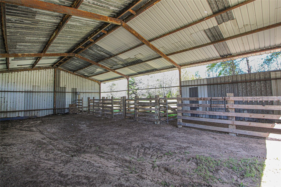 115 Corry Jones Livingston, TX 77351 - Photo 7 of 31 a view of a backyard