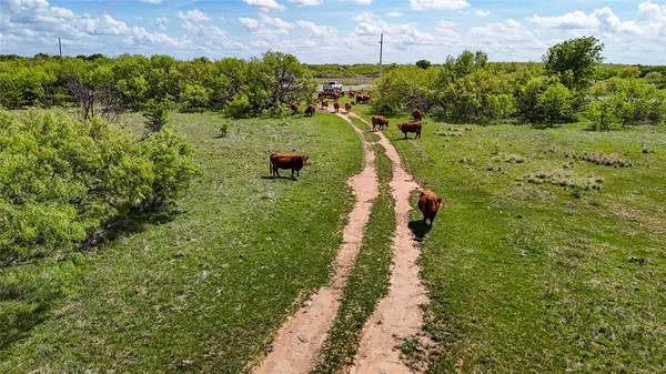 $2,800,000 | 6924 Highway 82, Nocona, TX 76255