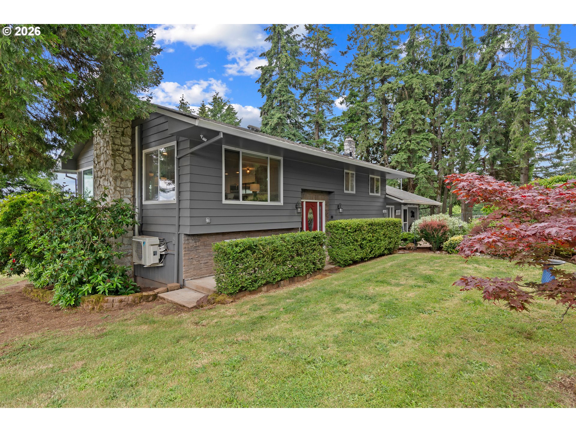 33672 Southwest Laurel Road Hillsboro, OR 97123 - Photo 2 of 48