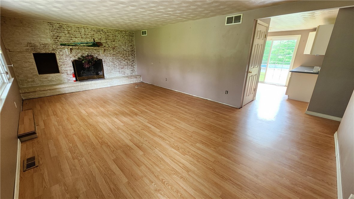 7383 Lakeside Road Ontario, NY 14519 - Photo 10 of 50