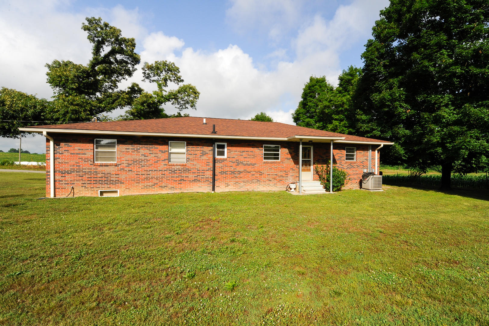 1159 Adkins Road Philadelphia, TN 37846 - Photo 14 of 26 _DSC4435