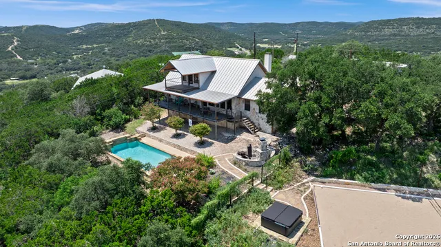 $795,000 | 360 Bluebonnet, Concan, TX 78838