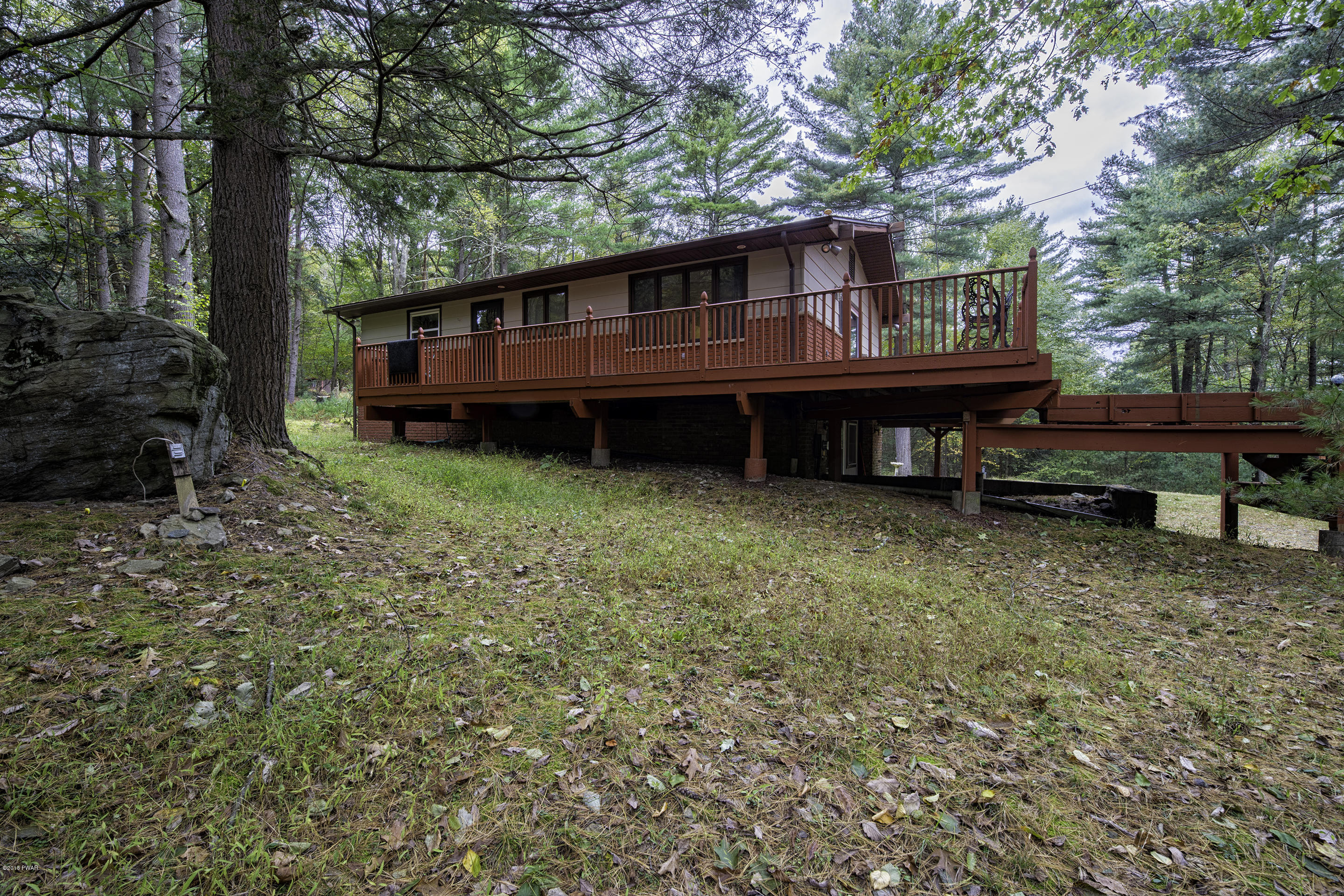 171 Neil Thompson Road Greeley, PA 18425 - Photo 4 of 20