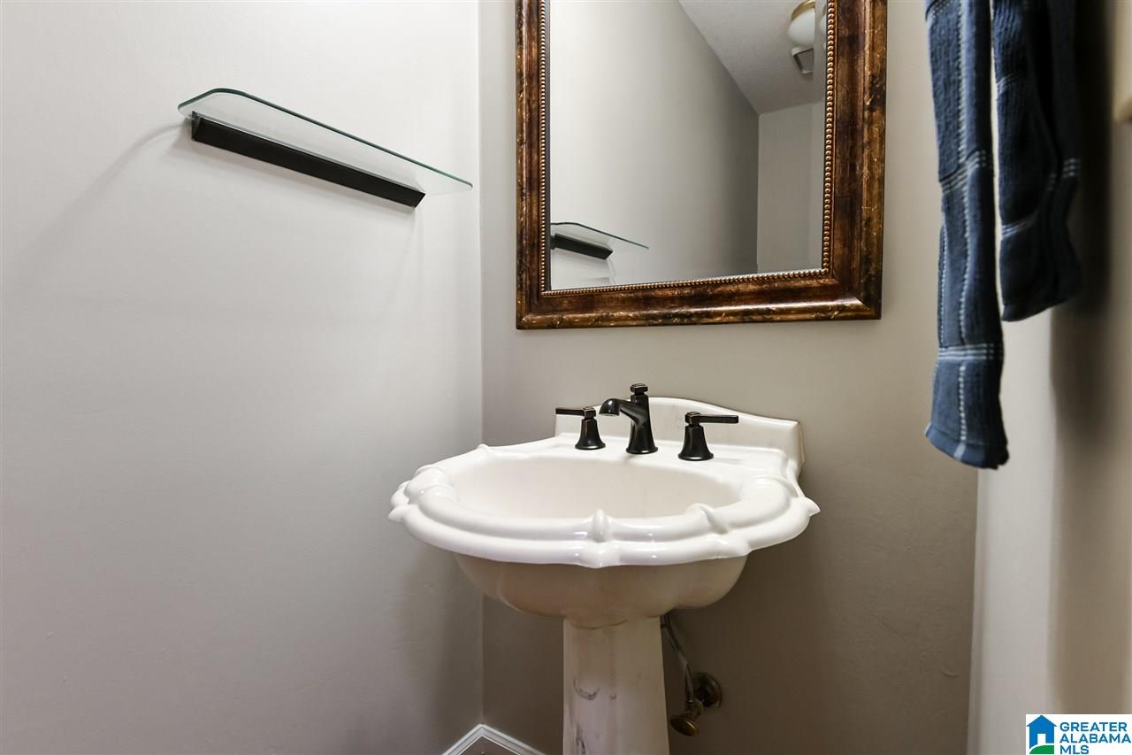 4944 Sussex Road Birmingham, AL 35242 - Photo 23 of 50