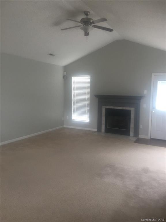 13527 Willow Falls Road Charlotte, NC 28215 - Photo 5 of 17