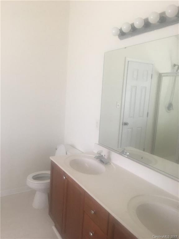 13527 Willow Falls Road Charlotte, NC 28215 - Photo 10 of 17