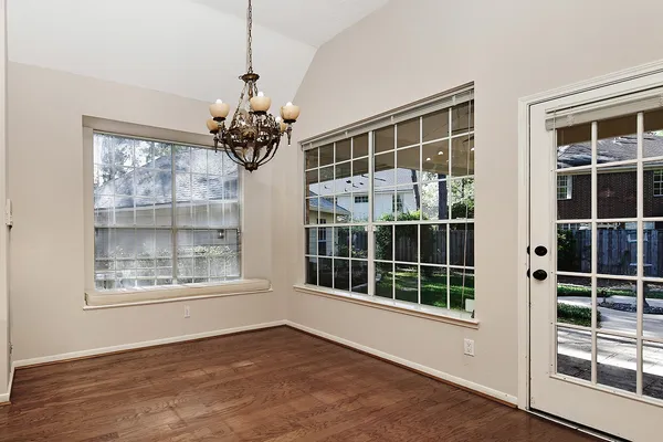 $698,700 | 99 North Summer Cloud Drive, The Woodlands, TX 77381