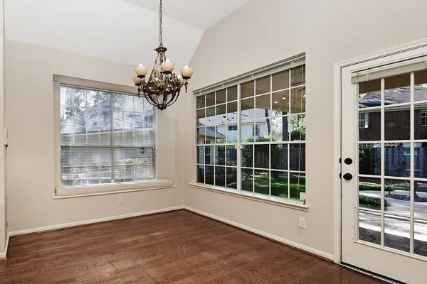 $698,700 | 99 North Summer Cloud Drive, The Woodlands, TX 77381
