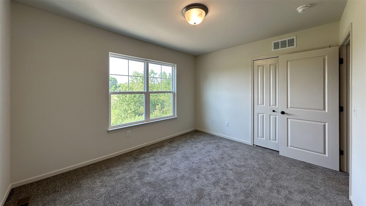 4262 Plum Village Circle, Unit 41 Monroe, MI 48161 - Photo 11 of 25