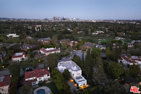 $7,850,000 | 191 South Hudson Avenue, Los Angeles, CA 90004