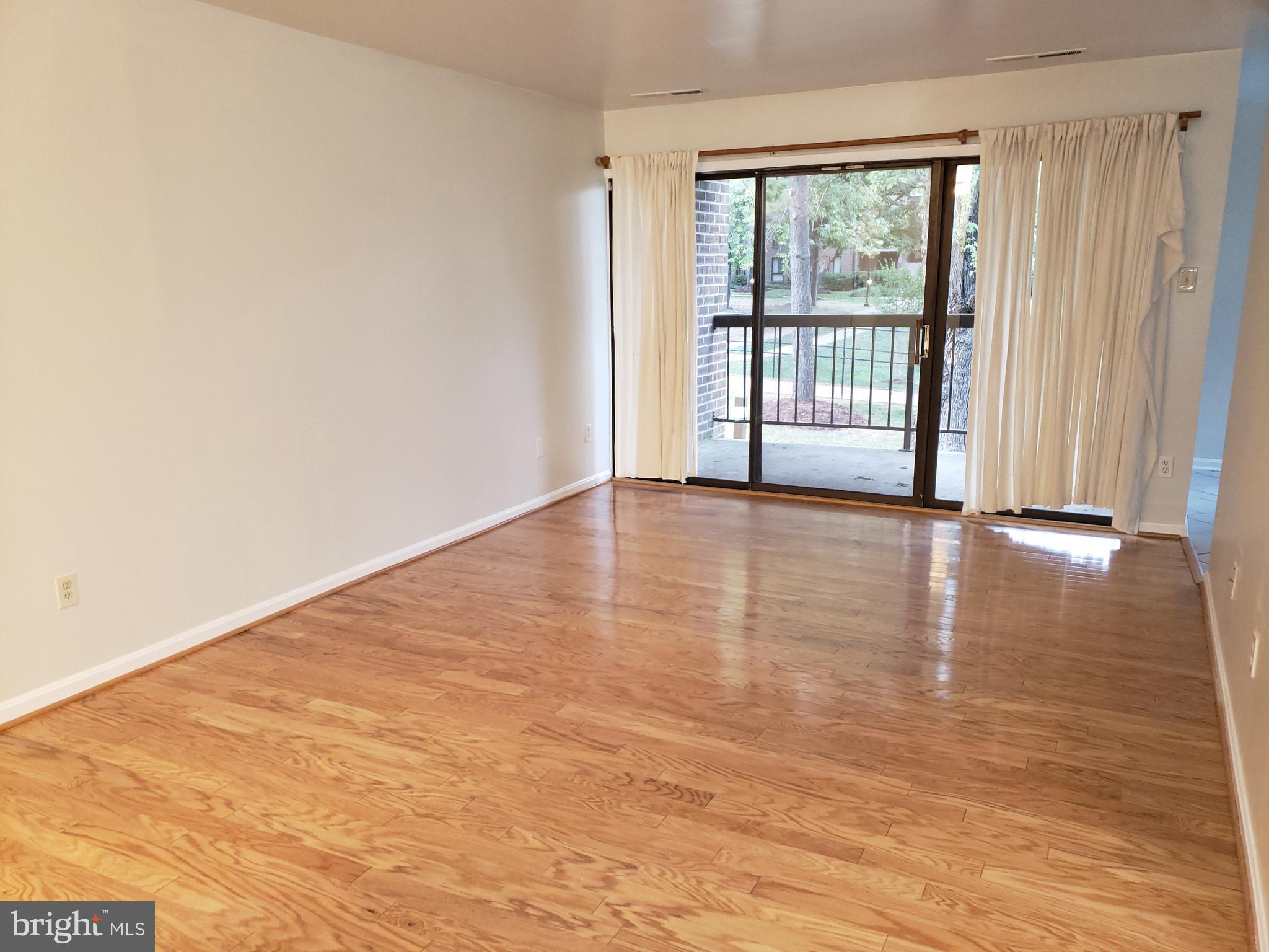 11228 Chestnut Grove Square, Unit 131 Reston, VA 20190 - Photo 1 of 24
