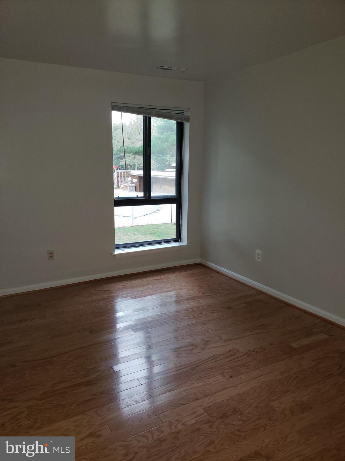 11228 Chestnut Grove Square, Unit 131 Reston, VA 20190 - Photo 14 of 24