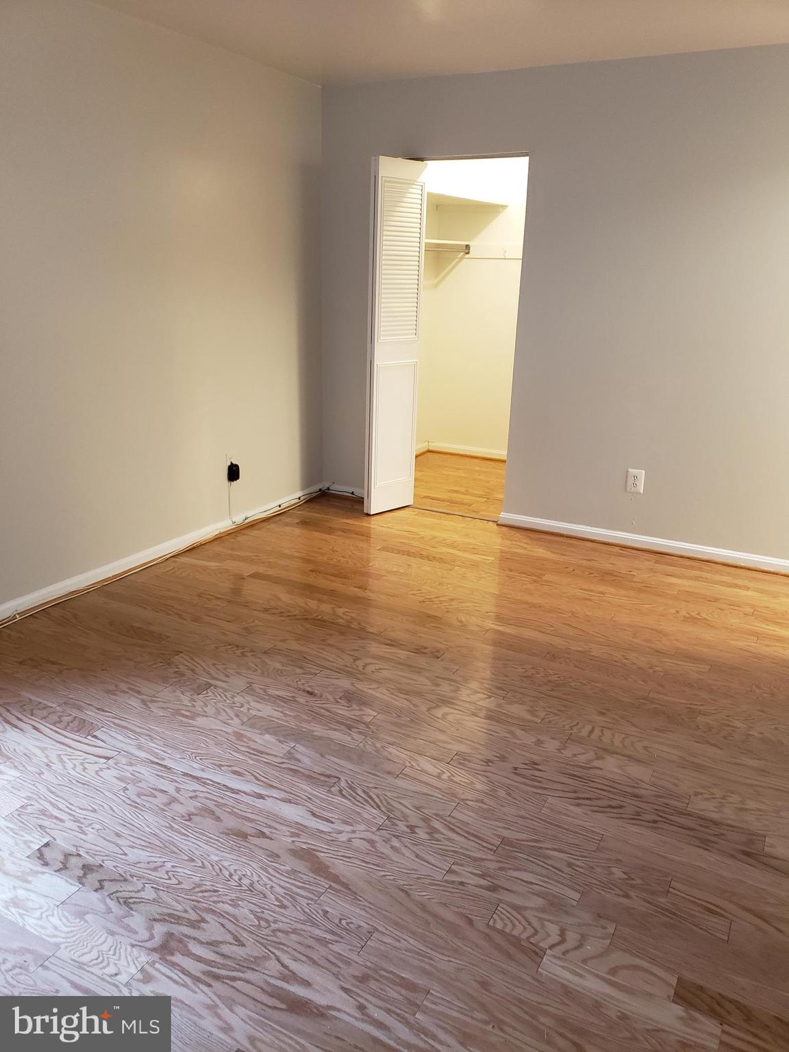 11228 Chestnut Grove Square, Unit 131 Reston, VA 20190 - Photo 20 of 24