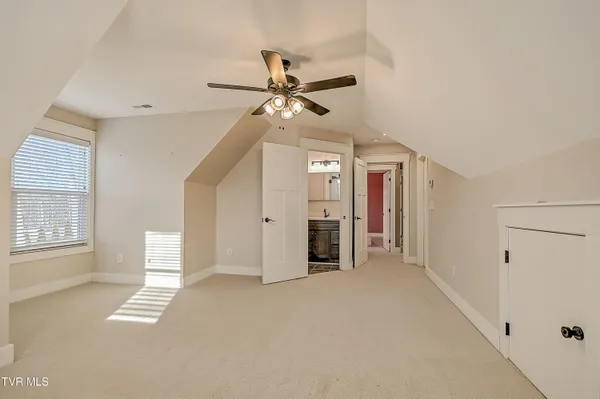 $947,500 | 127 Allison Timbers Road, Piney Flats, TN 37686