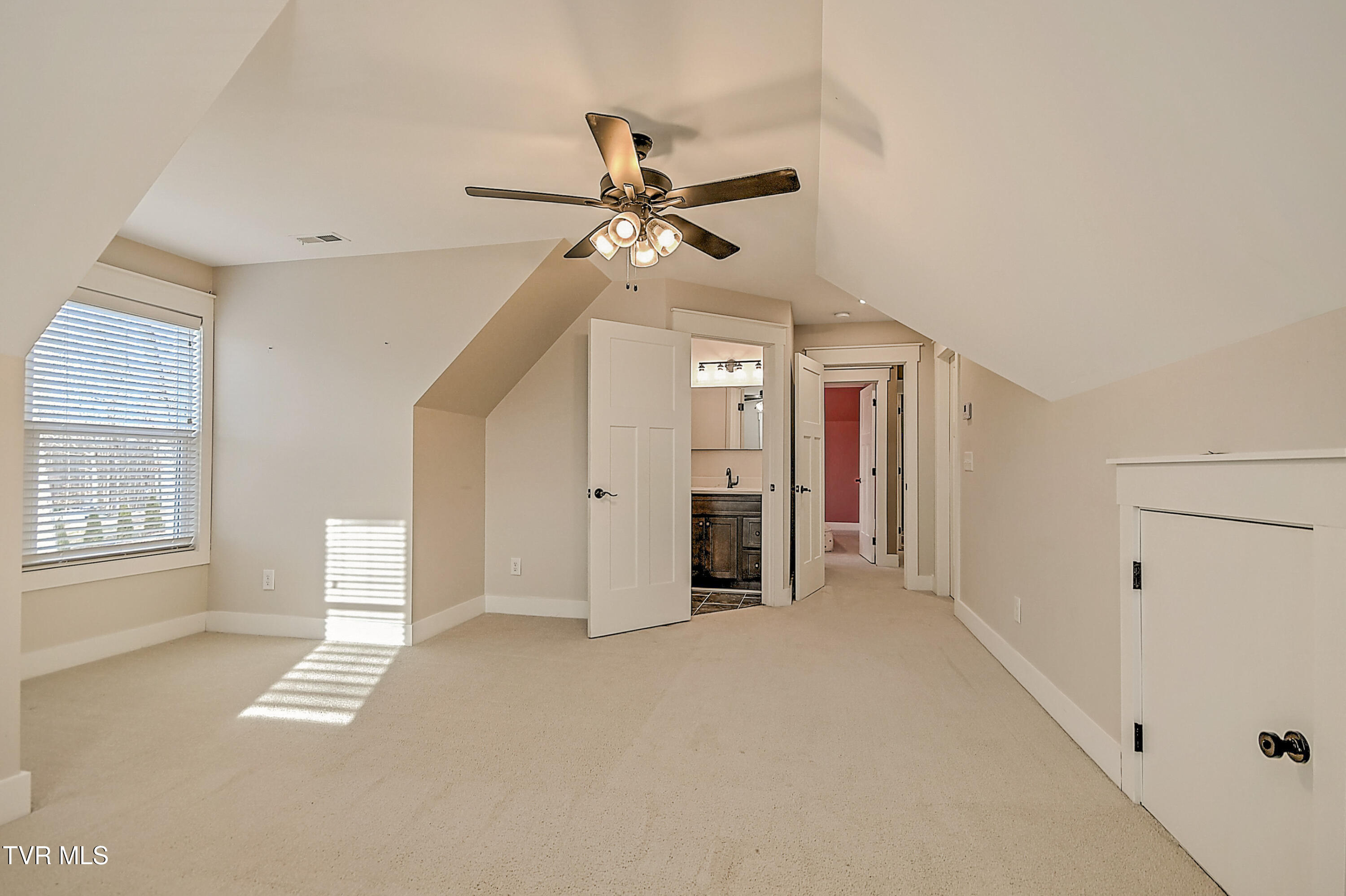 127 Allison Timbers Road Piney Flats, TN 37686 - Photo 27 of 44 127 Allison Timbers * CC-30