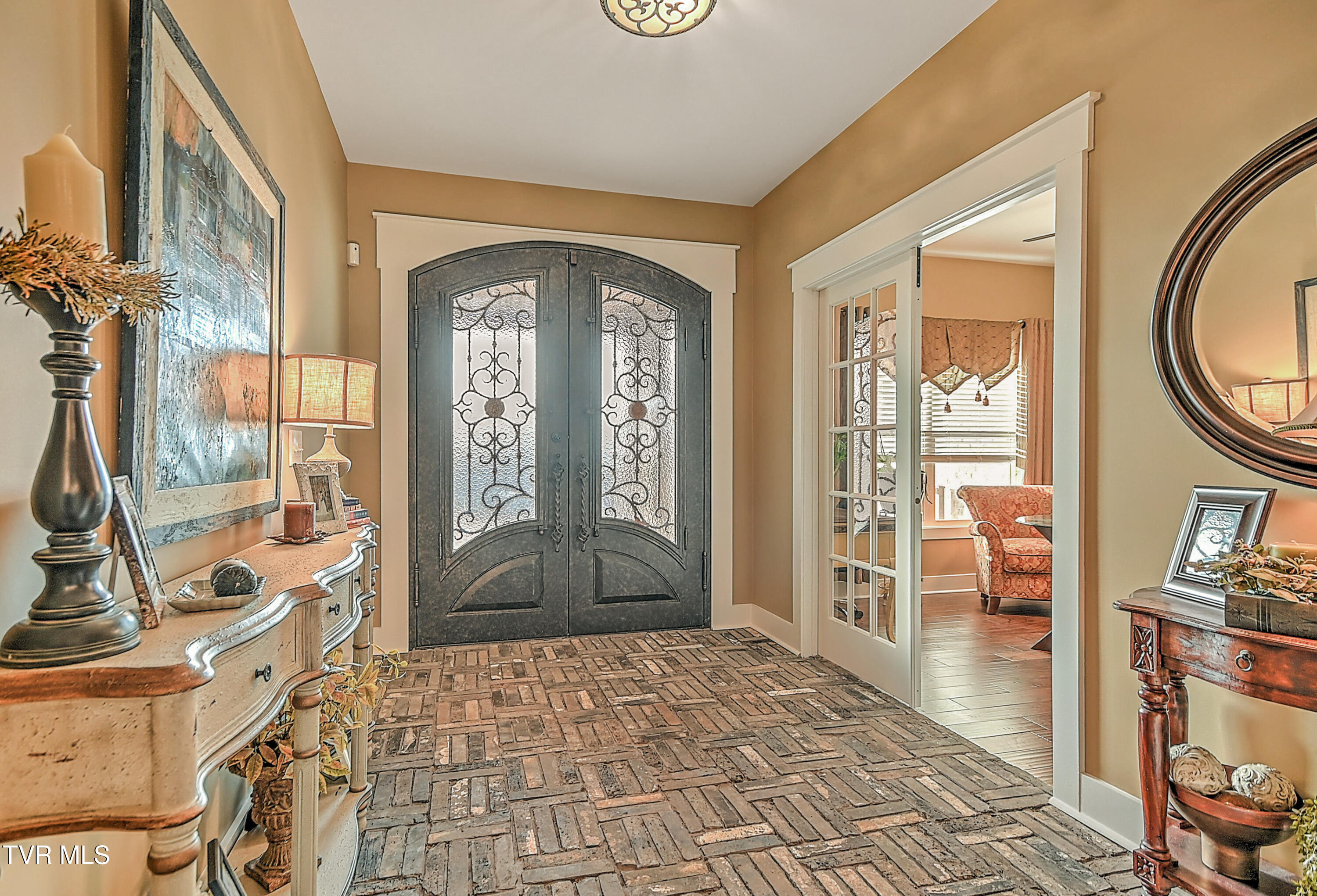 127 Allison Timbers Road Piney Flats, TN 37686 - Photo 4 of 44 127 Allison Timbers * CC-16