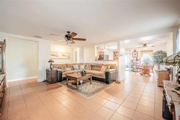 $315,000 | 2200 Blackwood Drive, Mulberry, FL 33860