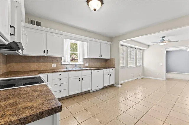 $355,000 | 1124 North Curtis Street, Olathe, KS 66061