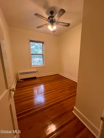 $1,100 | 156 Jay Street, Unit 6, Albany, NY 12210