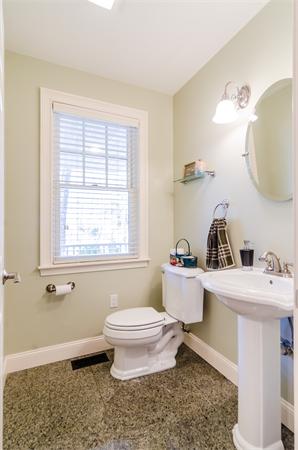 173 Plain Road Wayland, MA 01778 - Photo 9 of 19 Gallery Image 9