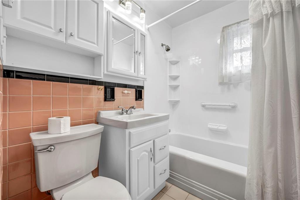 2861 Middletown Road Pittsburgh, PA 15204 - Photo 29 of 37 Gallery Image 29