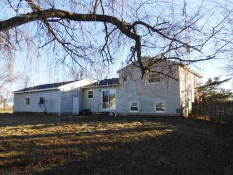 7104 Farrand Road Clio, MI 48420 - Photo 2 of 19 20427269-1.JPG