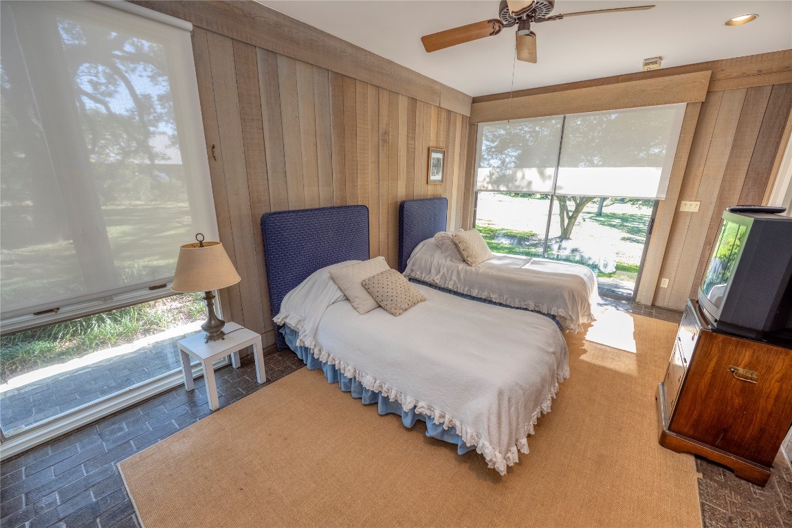 10209 Seward Plantation Road Brenham, TX 77833 - Photo 27 of 30