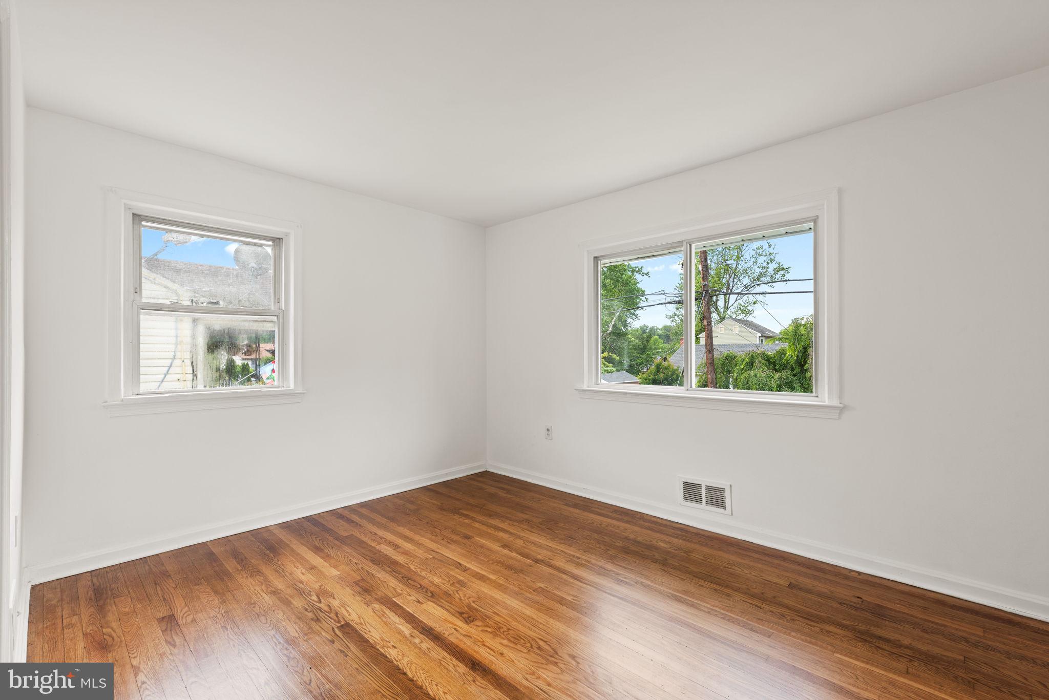 2617 Hughes Road Adelphi, MD 20783 - Photo 12 of 32