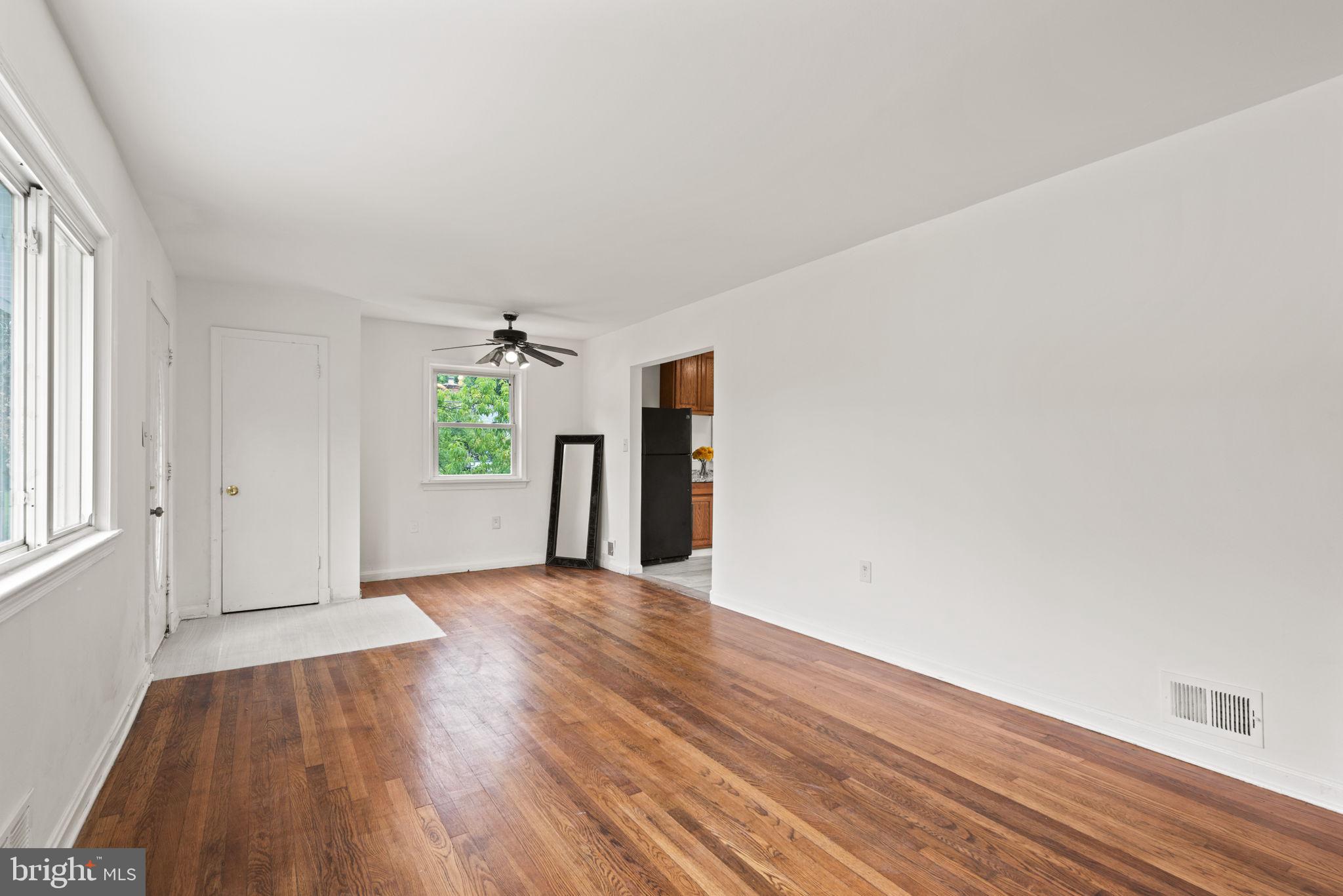 2617 Hughes Road Adelphi, MD 20783 - Photo 4 of 32