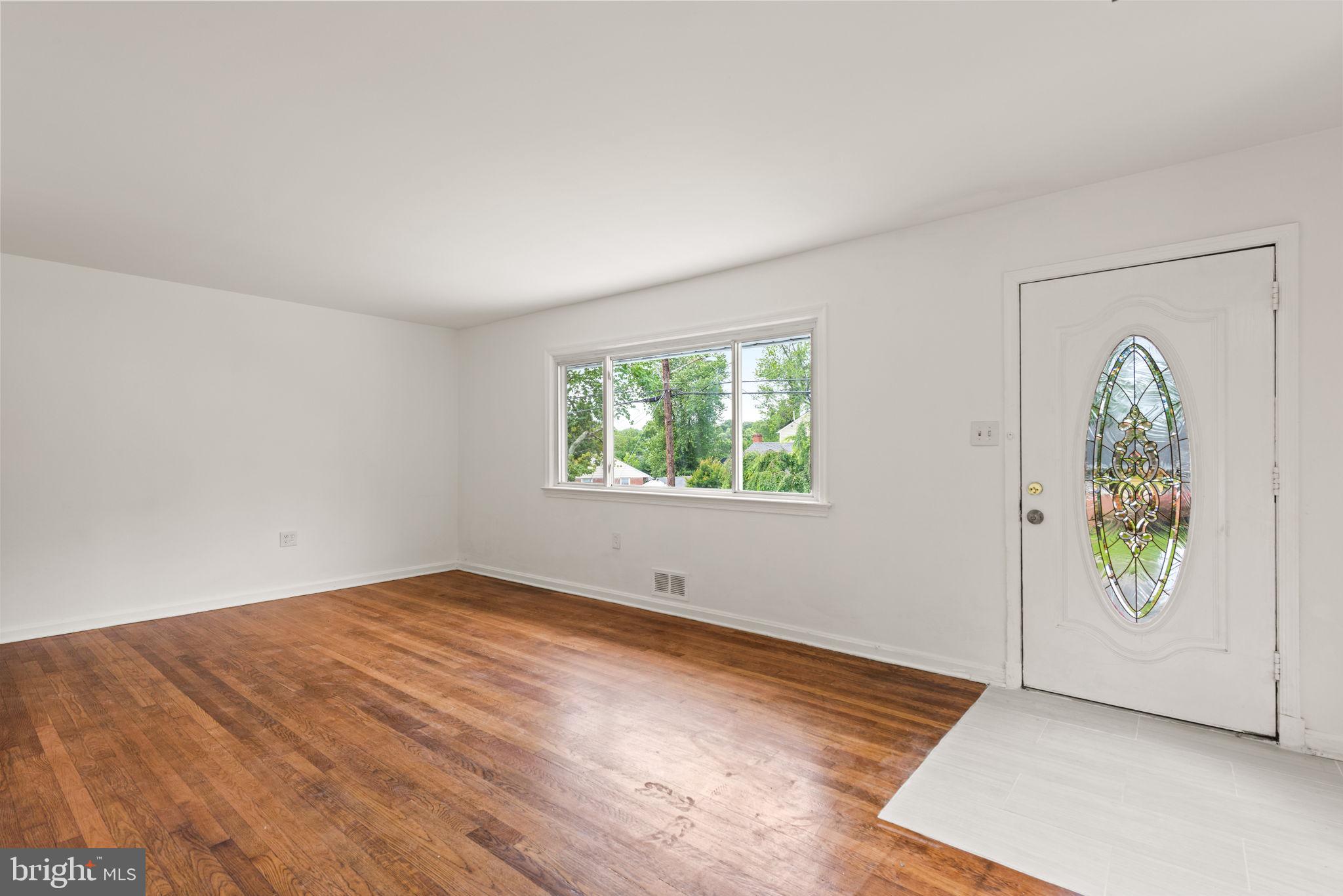 2617 Hughes Road Adelphi, MD 20783 - Photo 5 of 32