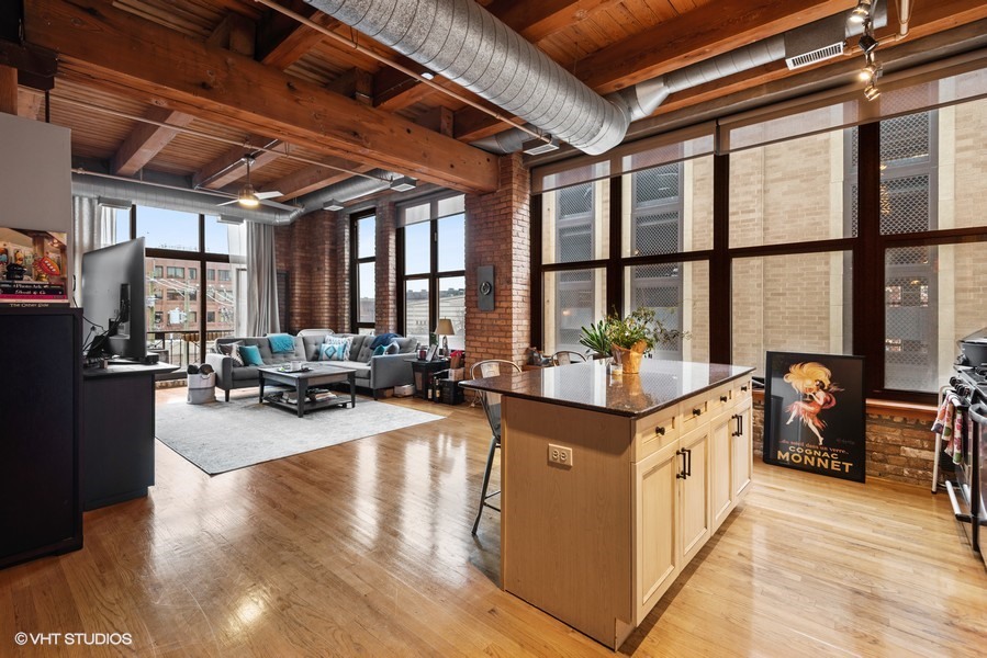 1330 West Monroe Street, Unit 311 Chicago, IL 60607 - Photo 11 of 23