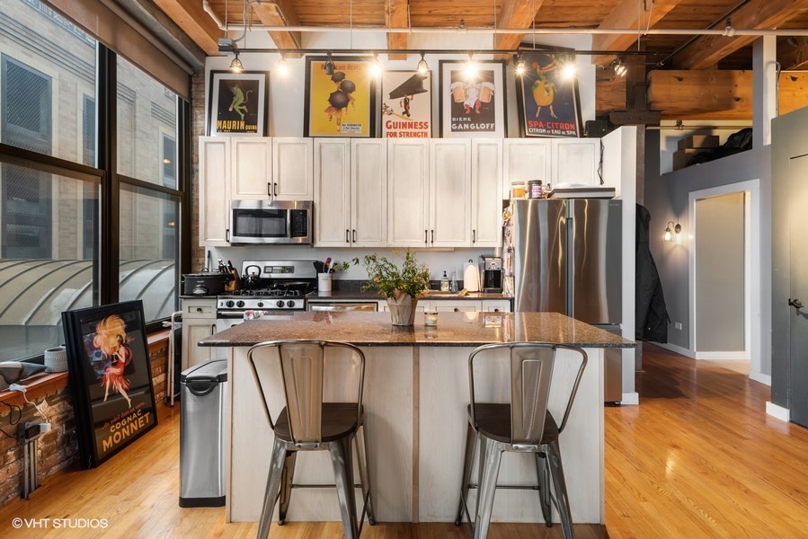 1330 West Monroe Street, Unit 311 Chicago, IL 60607 - Photo 9 of 23