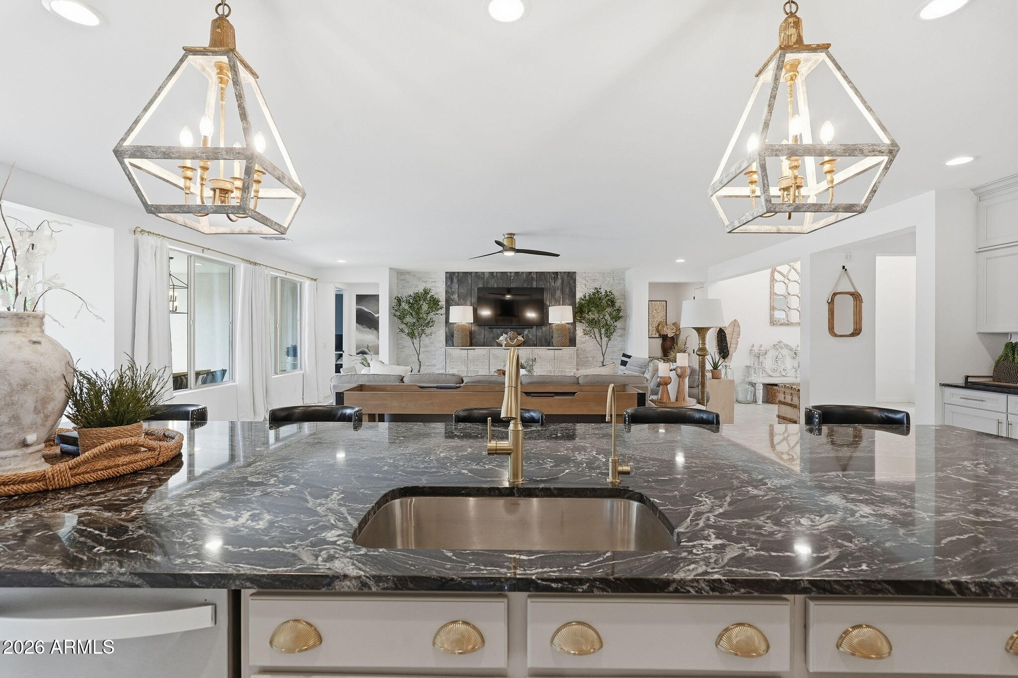 22607 East Russet Road Queen Creek, AZ 85142 - Photo 22 of 64 Luxury Kitchen