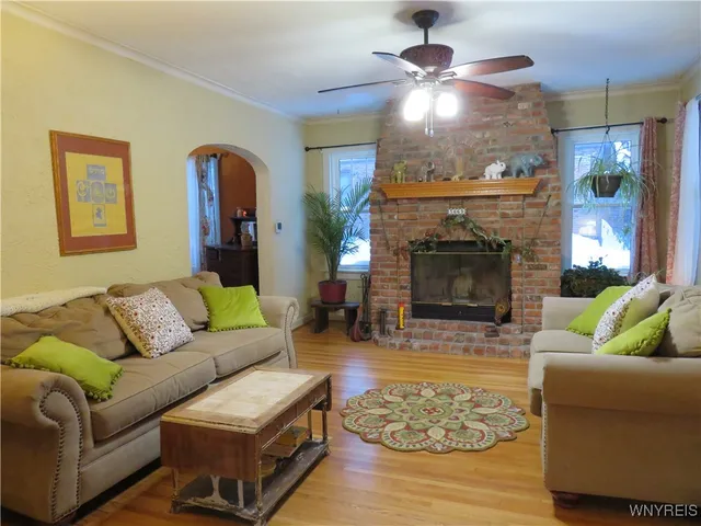 $329,900 | 5669 East Lane, Hamburg, NY 14085