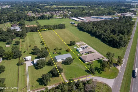 $250,000 | 522 Patin Road, Carencro, LA 70520