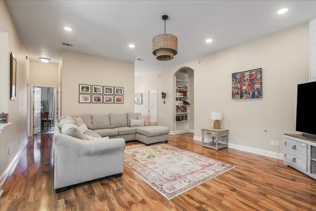 $2,500 | 8331 Hinsdale Way, Tallahassee, FL 32312