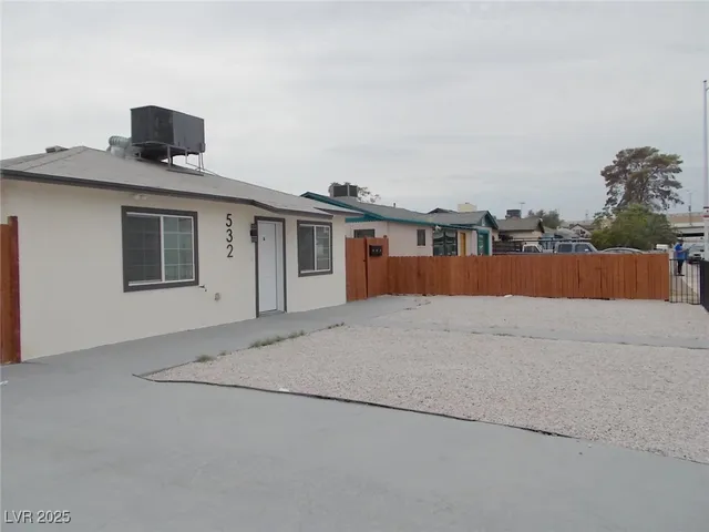 $1,375 | 532 North 9th Street, Unit A, Las Vegas, NV 89101