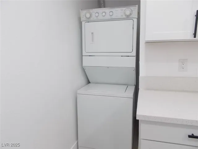 $1,375 | 532 North 9th Street, Unit A, Las Vegas, NV 89101