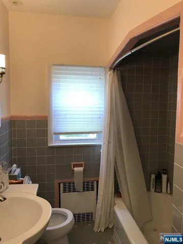 $4,500 | 426 Summit Street, Norwood, NJ 07648